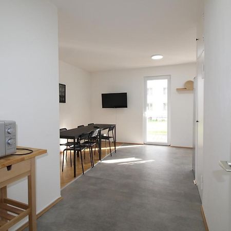 Apartmenthaus Kitzingen - Grosszuegige Wohnungen Fuer Je 6 Personen Mit Balkon Eksteriør bilde