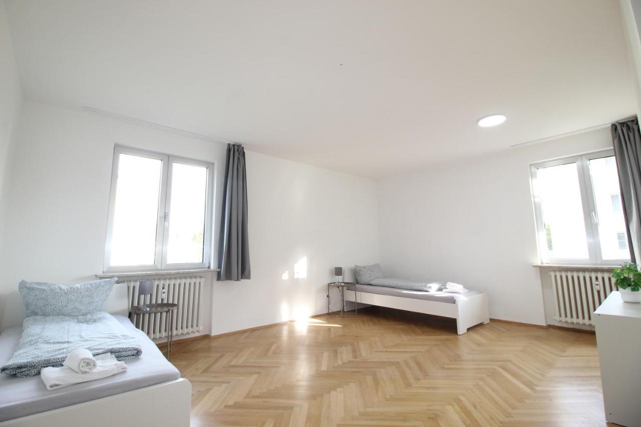 Apartmenthaus Kitzingen - Grosszuegige Wohnungen Fuer Je 6 Personen Mit Balkon Eksteriør bilde